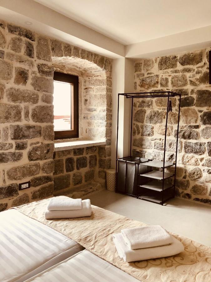 Guesthouse Giraffe ดอนยาลาสวา ภายนอก รูปภาพ